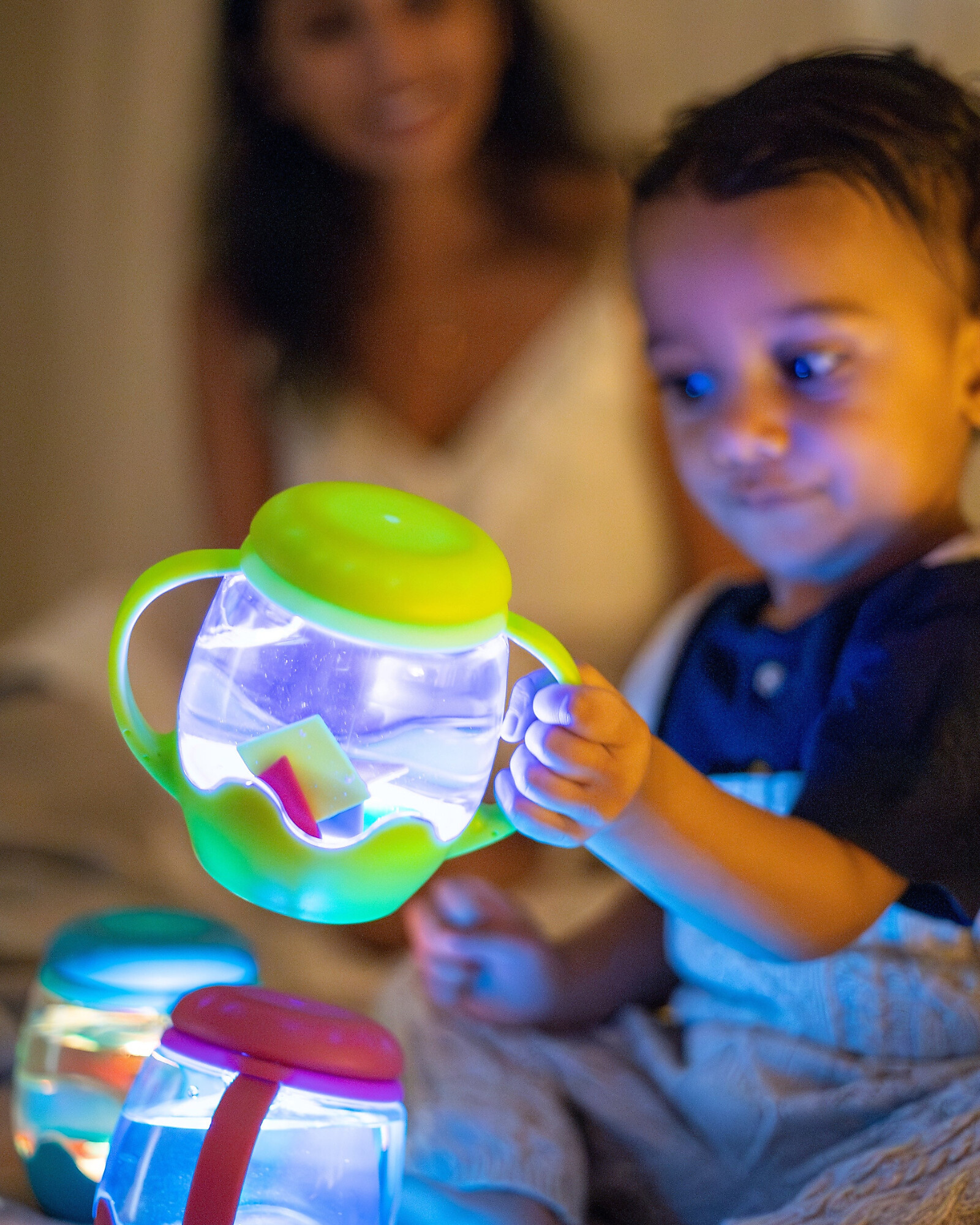 Glo Pals Mini barattolo sensoriale gioco blu
