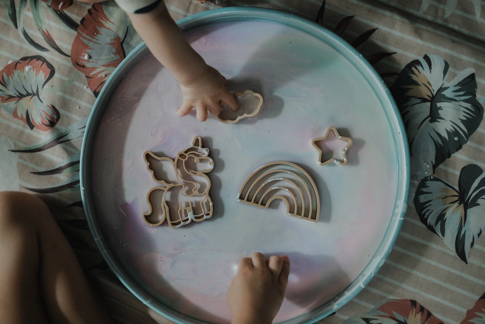 Kinfolk Pantry Fairytale Unicorn set 4 formine pasta modellabile eco