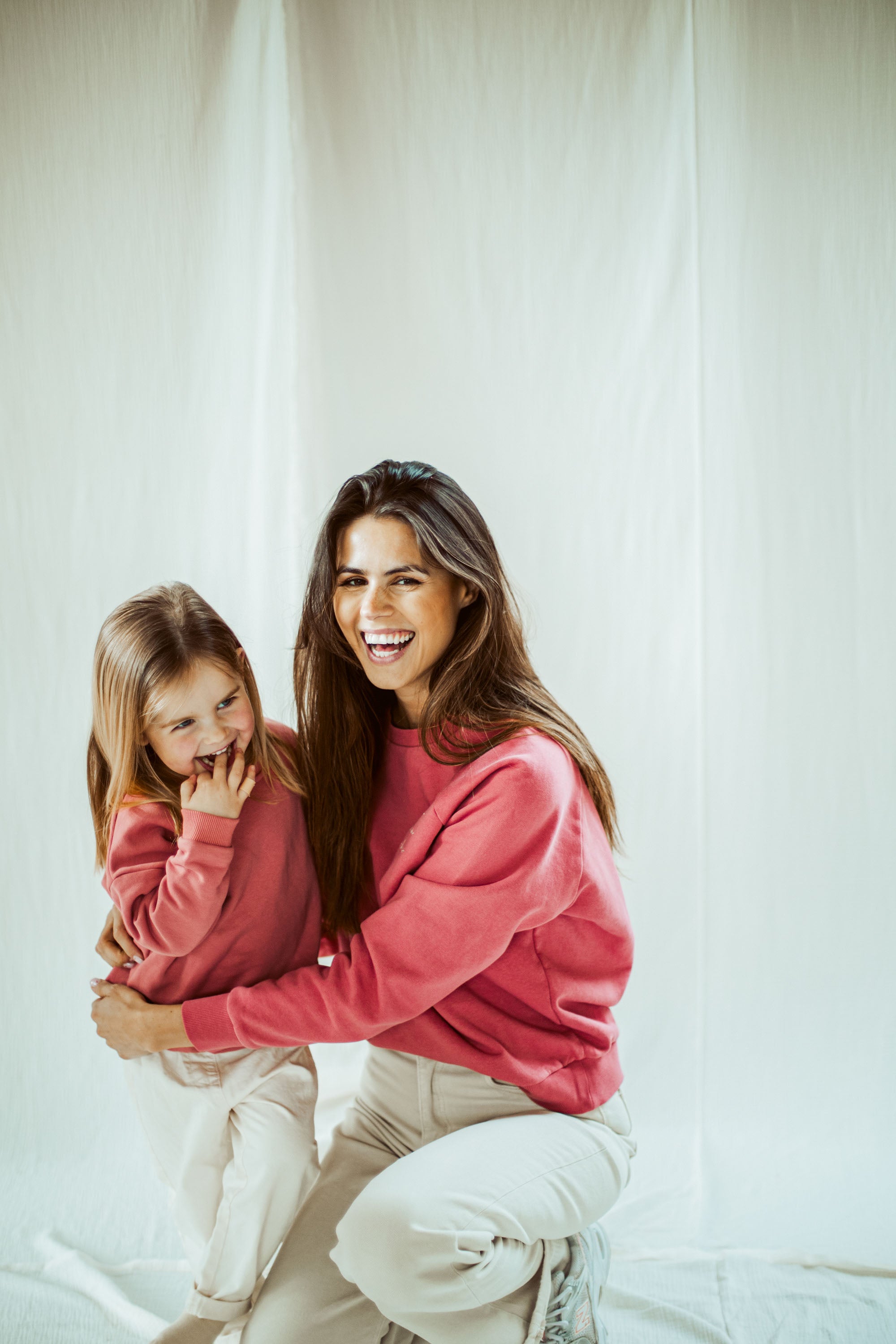 Ella and Rapha Mama felpa classica sweet raspberry cotone