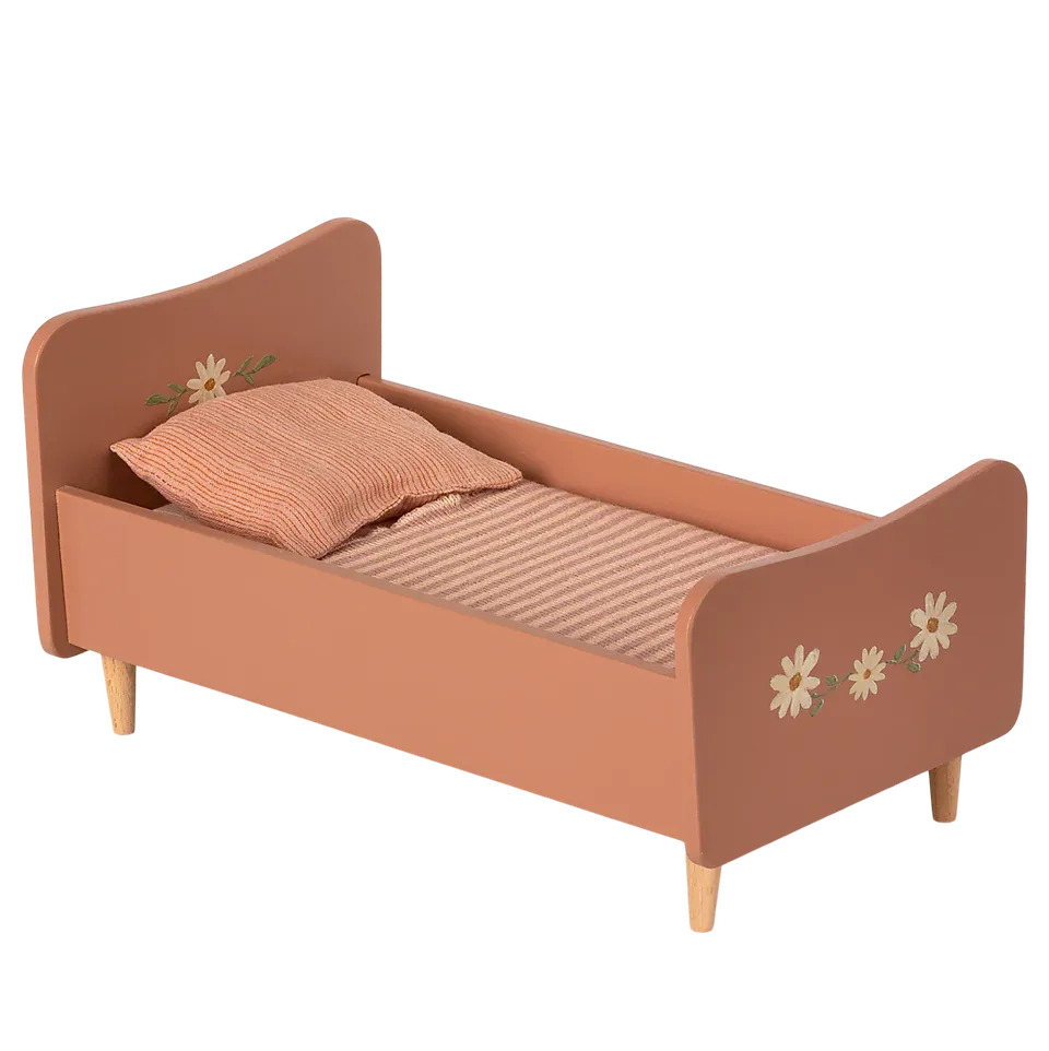 Maileg Lettino Bambole Legno Rosa con Biancheria