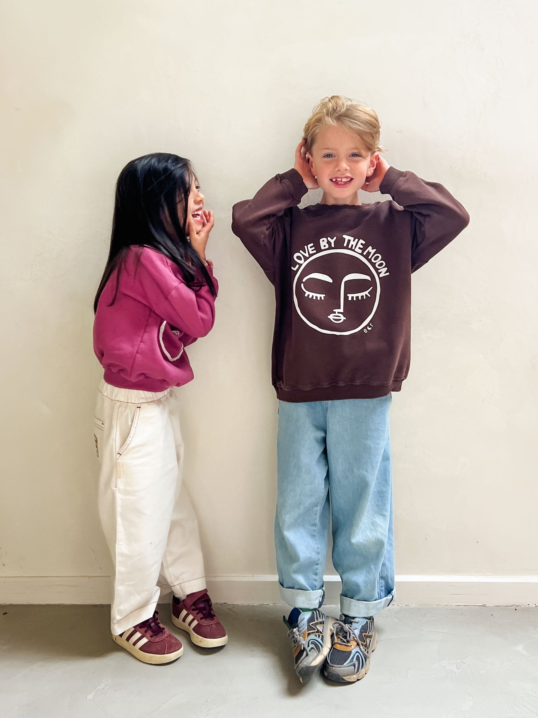 Ella and Rapha Love by the Moon felpa marrone bimbi cotone
