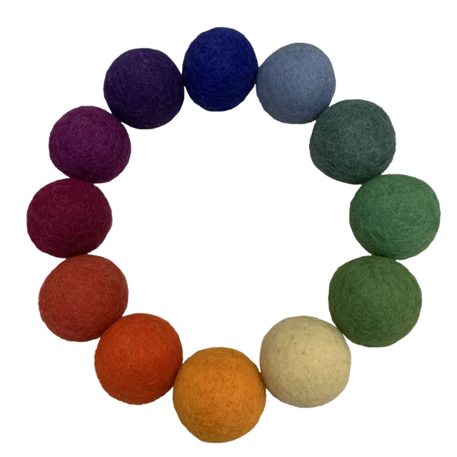 Papoose Toys Arcobaleno set 12 palline feltro 5 cm