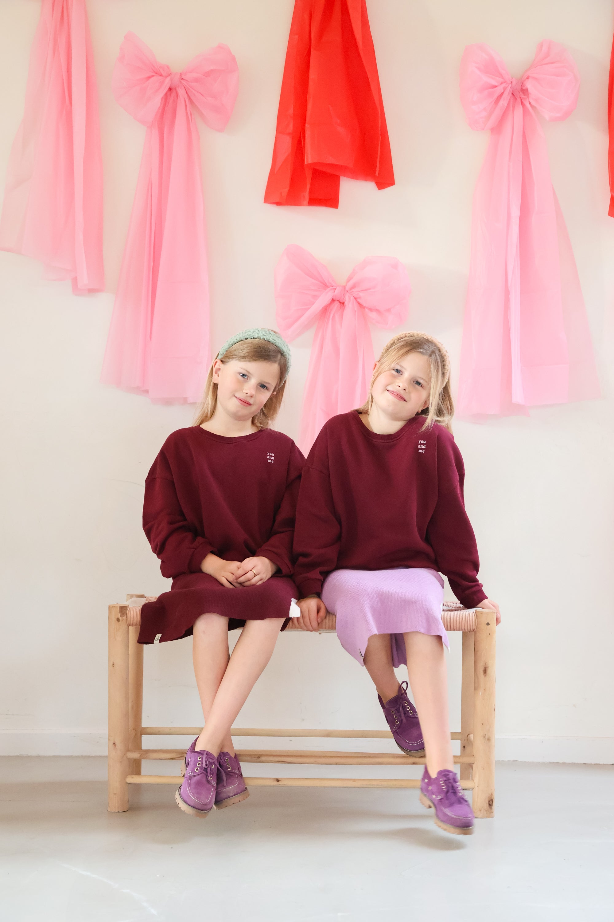 Ella and Rapha Belong Together felpa bimbo bordeaux loose