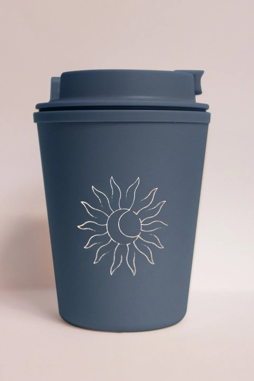 Ella and Rapha Sun Moon tazza da viaggio blu 300 ml riciclata