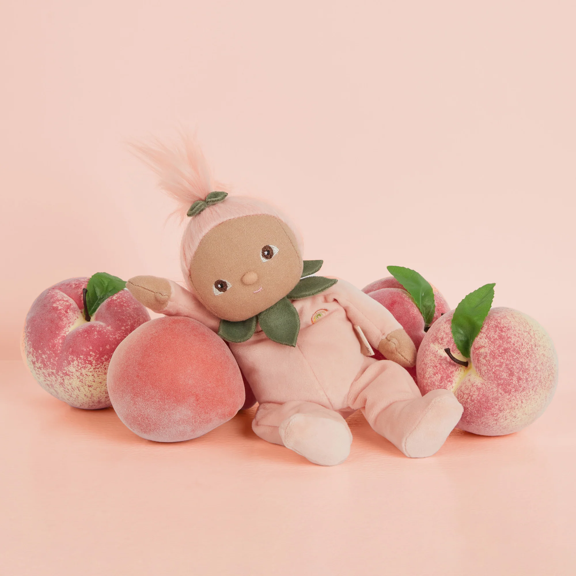 OlliElla Dinky Dinkums Peggy Peach bambola 22 cm