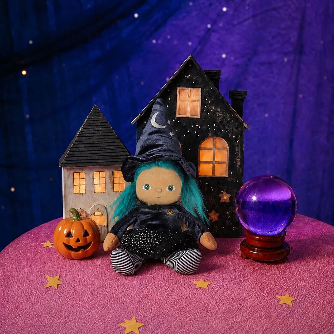 OlliElla Dinky Dinkums Winnie Witch bambola 22 cm