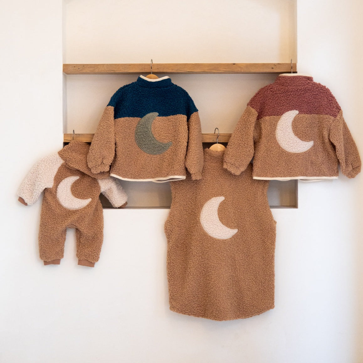 Ella and Rapha Teddy Moon Suit tuta beige calda