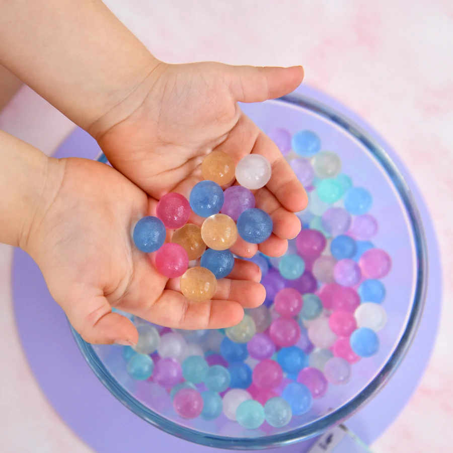 No Nasties Perle d'acqua gioco sensoriale arcobaleno e viola