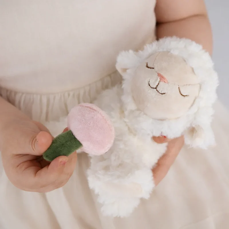 Olliella Binky Lamb May pupazzo agnello magnetico 23 cm
