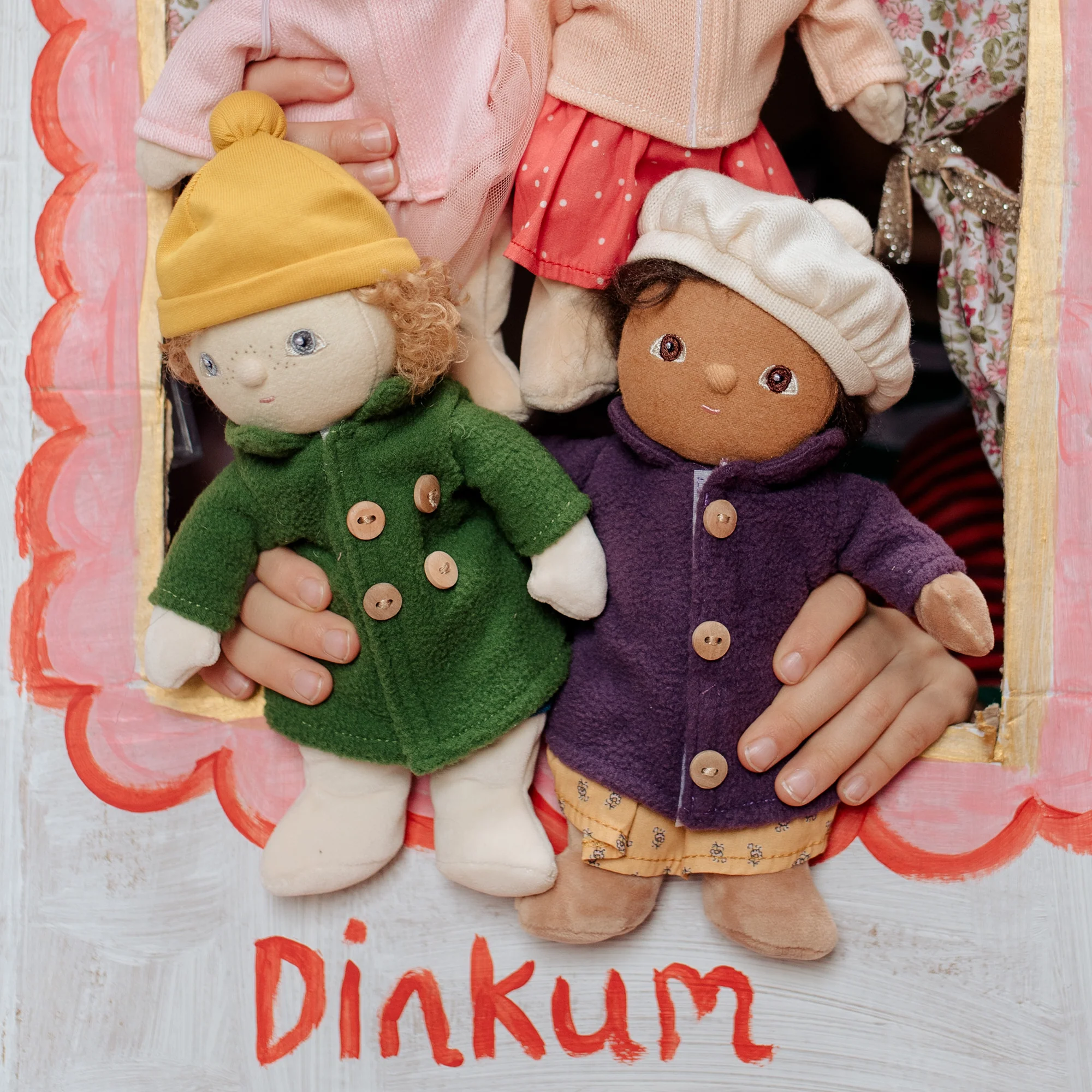 Olli Ella Dress Me Dinky Charlie Chestnut bambola stoffa