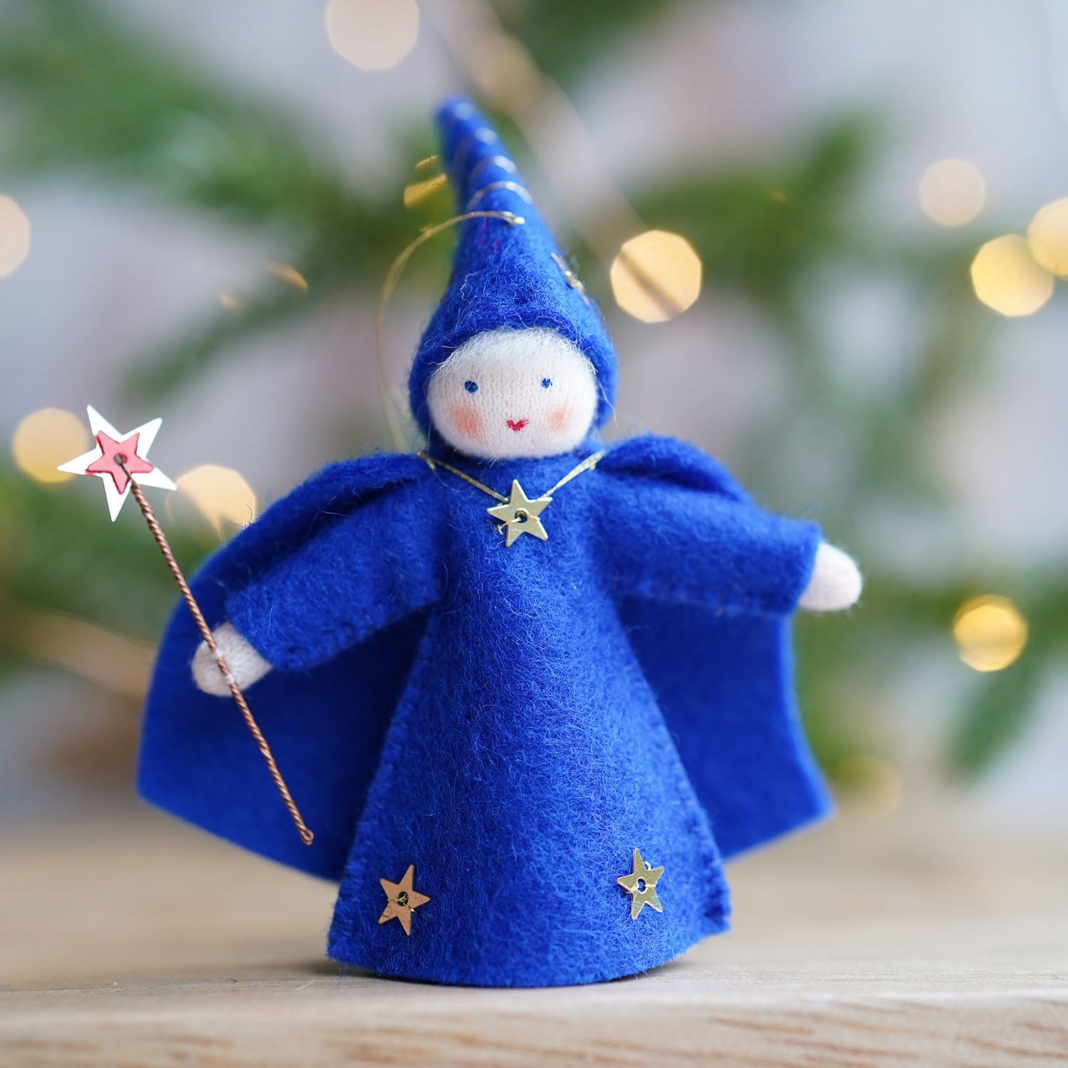 Ambrosius Mago figura waldorf da appendere 7-8 cm feltro